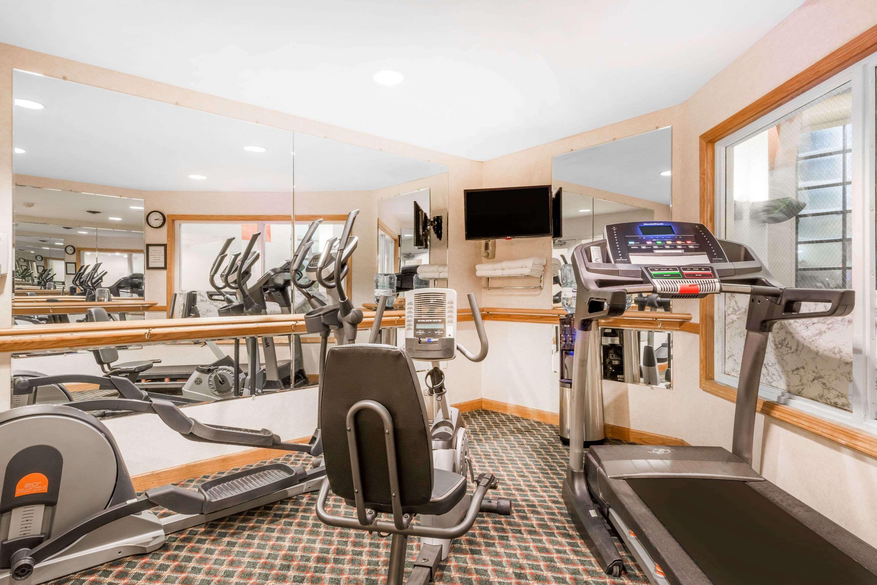 Baymont By Wyndham Plainfield/ Indianapolis Arpt Area Hotel Ngoại thất bức ảnh